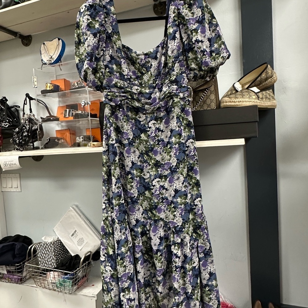 ASTR the Label Blue Floral Puff Sleeve Midi Dress - Size M - Picture 3 of 6
